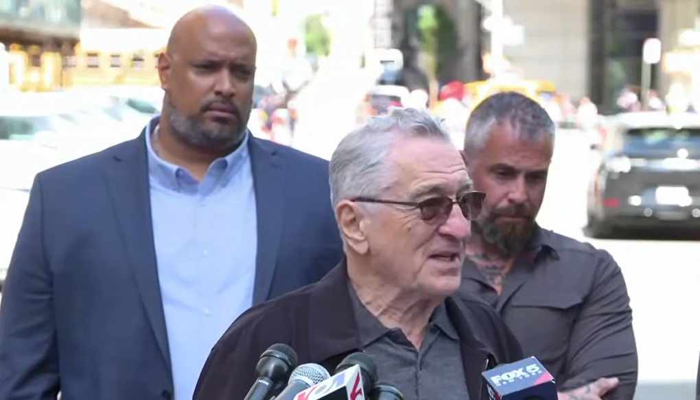 Robert DeNiro Shows Up At The Courthouse And Destroys Trump