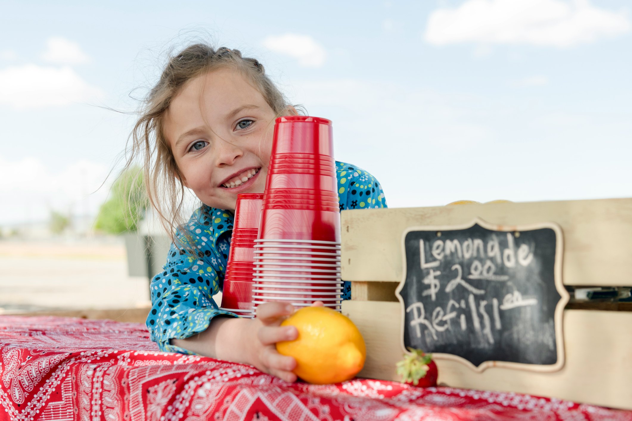 How To Help Your Kid Make Bank On Their Lemonade Stand