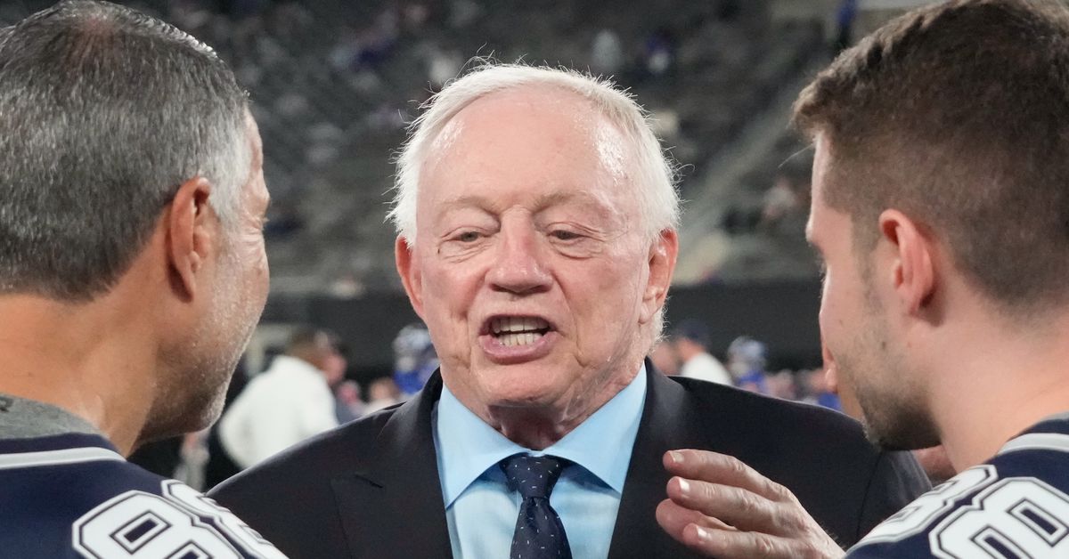 Jerry Jones seems to be finally getting pushback for the way he’s run the franchise