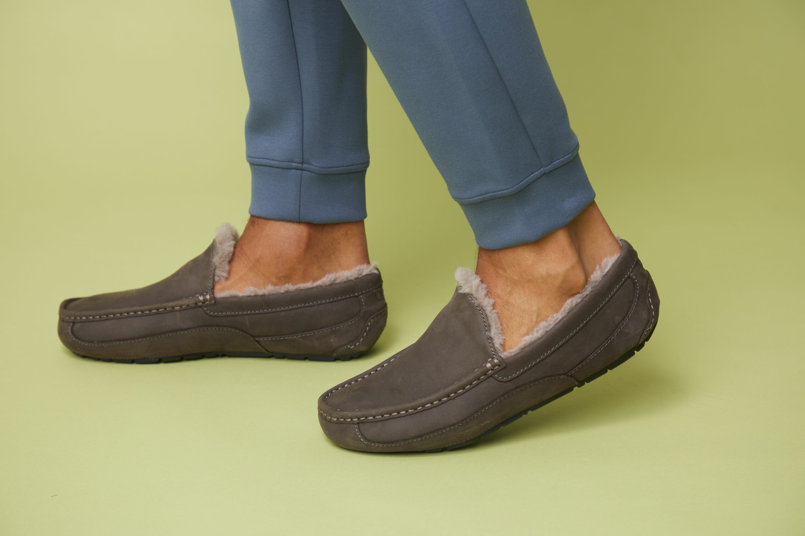 The 9 Best Men’s Slippers in 2024, Tested by Style Editors