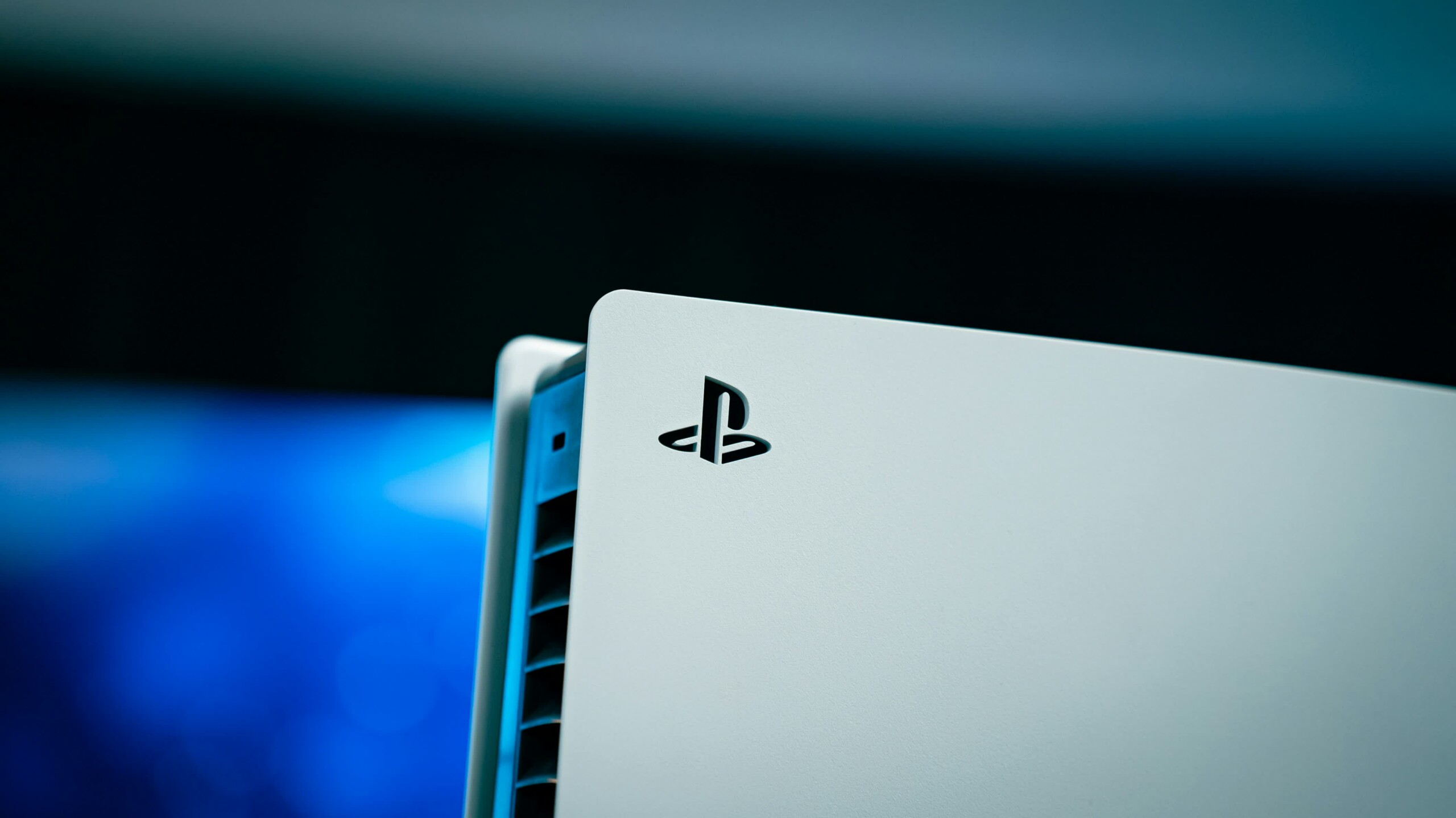 Sony drops PlayStation 5 Slim price for the holidays, but only for the digital edition